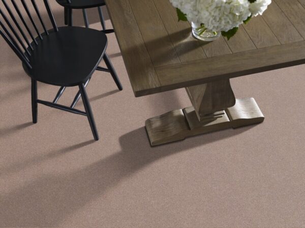 TUFTEX  FREE FORM SOCIALITE ZZ001-00851 Room Scene